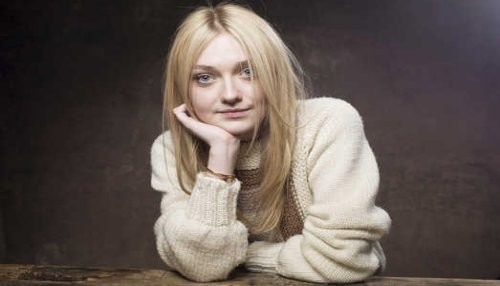 Dakota Fanning posa para la portada de la Revista Glamour [FOTOS]