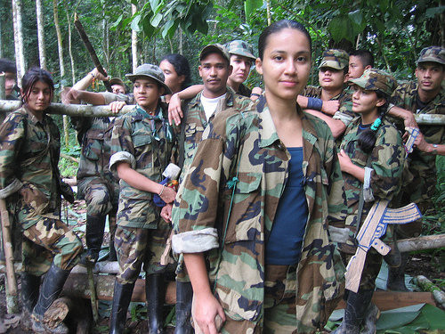 Colombia: las FARC obligan a las mujeres a abortar para tener sexo con ellas