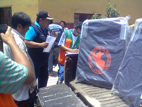 Municipalidad de Barranco entrego ayuda Humanitaria a Familia damnificadas por incendio