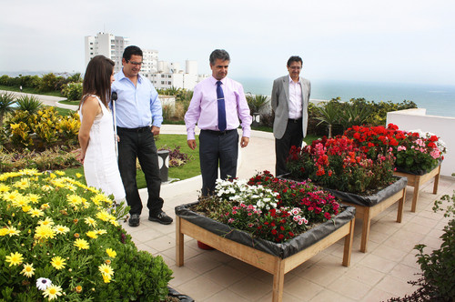 Embajador de España visita alcalde del distrito de San Miguel en Lima