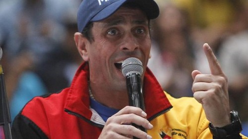 Capriles criticó al gobierno venezolano por devaluar la moneda del país