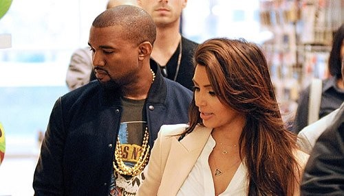 Kanye West y Kim Kardashian tuvieron un contratiempo en el aeropuerto JFK