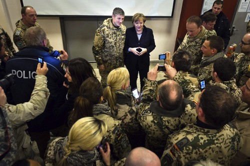 Angela Merkel enviará 330 soldados alemanes  a Mali