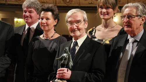 Premian al exoficial ruso Stanislav Petrov que salvó el mundo de una guerra nuclear en 1983