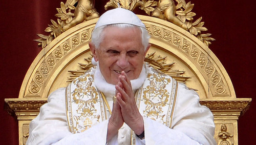 Benedicto XVI sería demandado ante la Corte de La Haya por encubrir casos de abusos sexuales