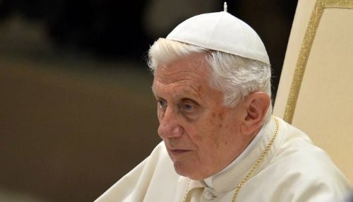 El legado del papa Benedicto XVI entre los católicos latinos
