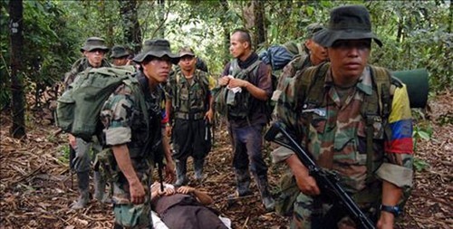 Las FARC a Juan Manuel Santos: nos las estamos jugando por la paz