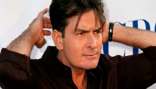 Charlie Sheen quiere reivindicar a Lindsay Lohan