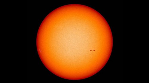 ¿NASA advierte que algo extraño le  sucede al Sol?