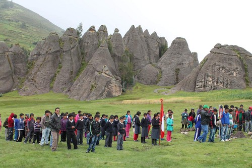 [Huancavelica] Inician construcción de infraestructura para la I.E. José Abelardo Quiñones