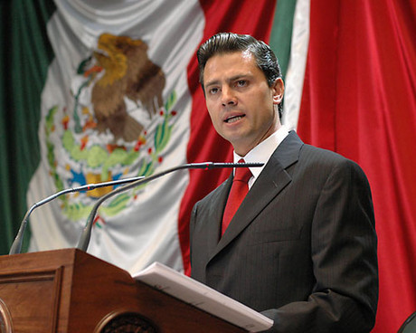 Enrique Peña Nieto felicita al primer Papa latinoamericano