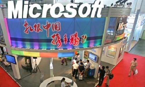 Microsoft es acusado de pagar sobornos a funcionarios chinos para vender su programa