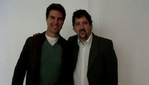 Tom Cruise llega a Buenos Aires y se toma fotos con fans