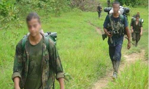 Ejército de Colombia: las FARC usaron a dos niños como escudos humanos en operativo