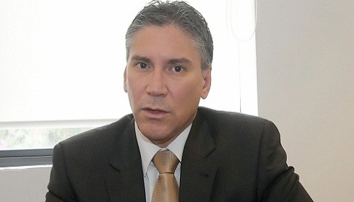 Aurelio Pastor asegura que no es delito indultar a sentenciados por narcotráfico