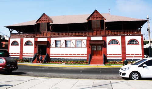 (Municipalidad) Exposición Pancho Fierro en la Casa de la Cultura de San Miguel