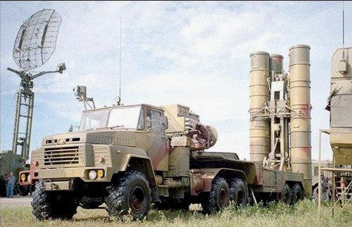 Venezuela recibe de Rusia  los primeros sistemas misilísticos S-300VM Antey-2500