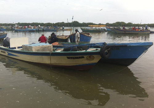 Capturan embarcaciones pesqueras ecuatorianas en Tumbes