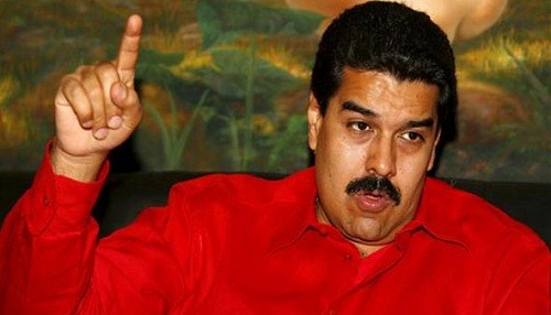 Nicolás Maduro: Al que no vote por mí le caerá una maldición