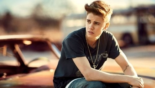 Justin Bieber deberá deshacerse de todo su sequito