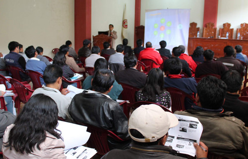 [Huancavelica] Operadores de justicia mejoran sus capacidades