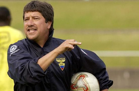 El Deportivo Independiente Medellín le dice adiós al director técnico Hernán Darío 'Bolillo' Gómez