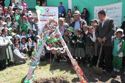 Gobierno Regional de Huancavelica inicia construcción de moderna infraestructura para la I.E. N° 36001