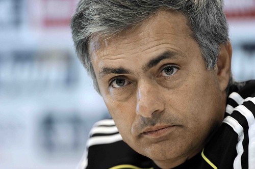 José Mourinho tiene dos años más de contrato y no ha decidido que se va del Real Madrid