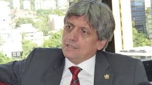 Daniel Abugattas: El embajador de Perú en Venezuela, Luis Raygada, puede opinar