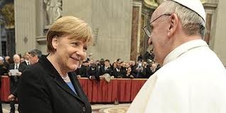 Papa Francisco y Angela Merkel conversaron en audiencia privada sobre la situación en Europa