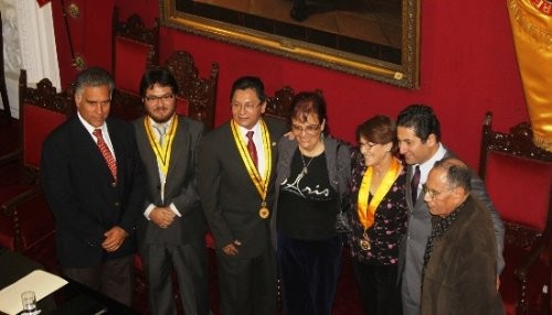 Alcaldesa de Lima rindió homenaje a Lolo Fernández en el centenario de su nacimiento