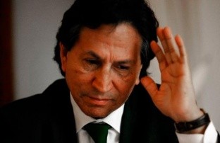 Alejandro Toledo pide disculpas por el error político de no persuadir a su suegra a que no compre inmuebles en el Perú