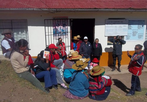 [Huancavelica] Campaña de salud ante ola de frio en Huayacundo Arma, Huaytará