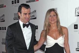 Jennifer Aniston no invitará a su madre a su boda con Justin Theroux que se celebrará a finales de año