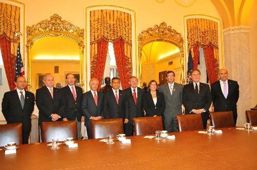 Ollanta Humala se reunió con presidente de Comisión de Relaciones Exteriores del Senado de los Estados Unidos