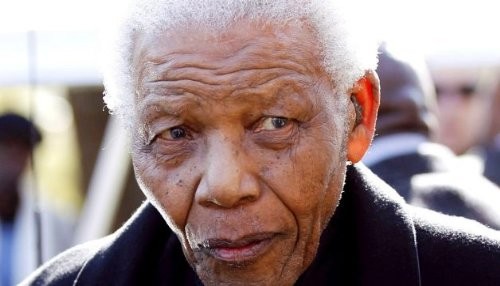 El estado de salud de Nelson Mandela sigue siendo crítico