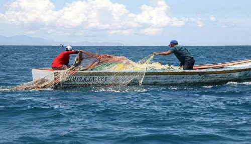 Premiaron a los pescadores artesanales más destacados de la Costa, Sierra y Selva del Perú