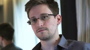 Edward Snowden ha solicitado asilo político a Rusia