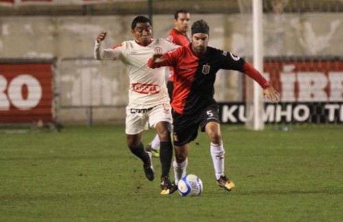 Universitario dejó escapar un triunfo ante el Melgar en Arequipa y tan solo empató 2-2