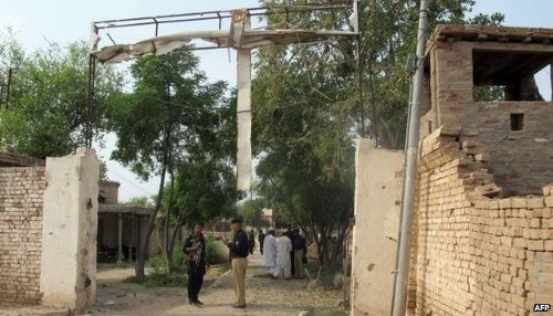 Pakistán: Talibanes han liberado a 248 prisioneros en un asalto a una cárcel