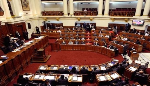 Pleno aprobó mociones de interpelación al Ministro de Interior