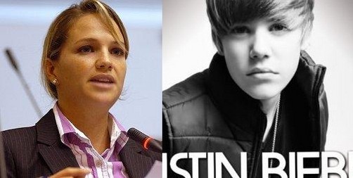 La congresista Luciana León vibró con las canciones de Justin Bieber