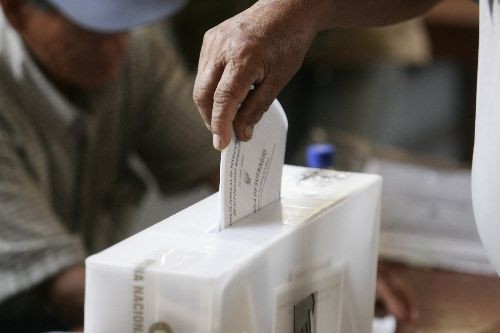 ONPE y JNE a favor de la eliminación del voto preferencial