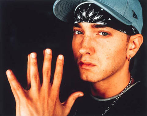 Eminem perdió la memoria por drogas