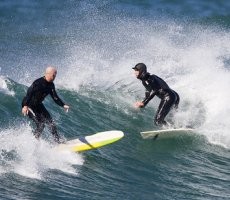 Guitarrista de Pearl Jam surfeó en Lima