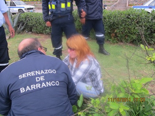 Serenos impiden que mujer se suicide en los malecones de Barranco