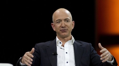 Jefe de Amazon compra el Washington Post por 250 millones de dólares