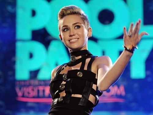 Miley Cyrus anuncia su nuevo álbum 'BANGERZ'