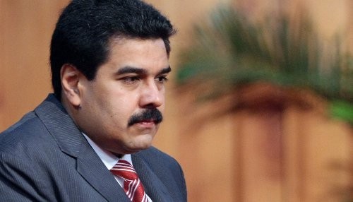 Maduro embarra a la figura Chávez