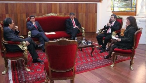 Jefe del Gabinete dialogó con Perú Posible y Restauración Nacional